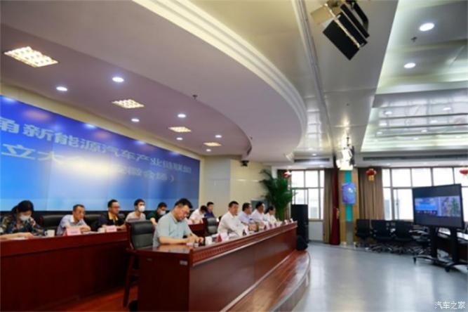 瞻新能源汽车产业趋势，2022长三角汽车产业及供应链博览会创新前进